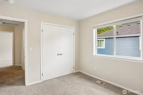 11522 7th Avenue Ct E Tacoma WA 98445