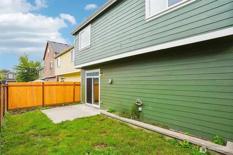 11522 7th Avenue Ct E Tacoma WA 98445