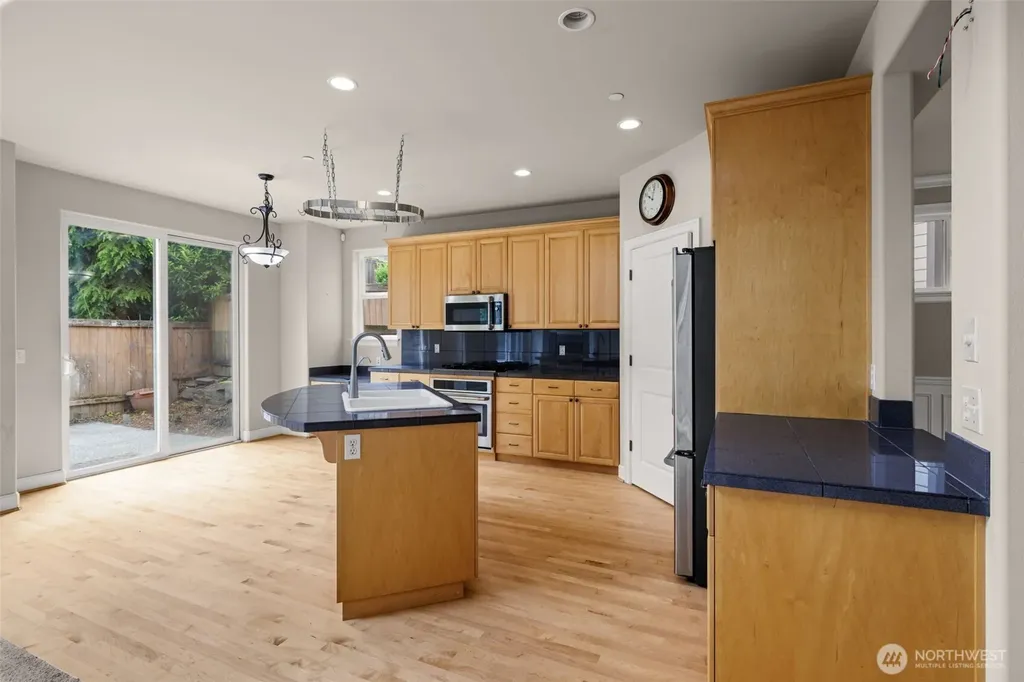 4708 Smithers Avenue S Renton WA 98055