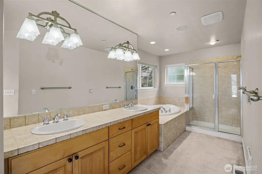 4708 Smithers Avenue S Renton WA 98055