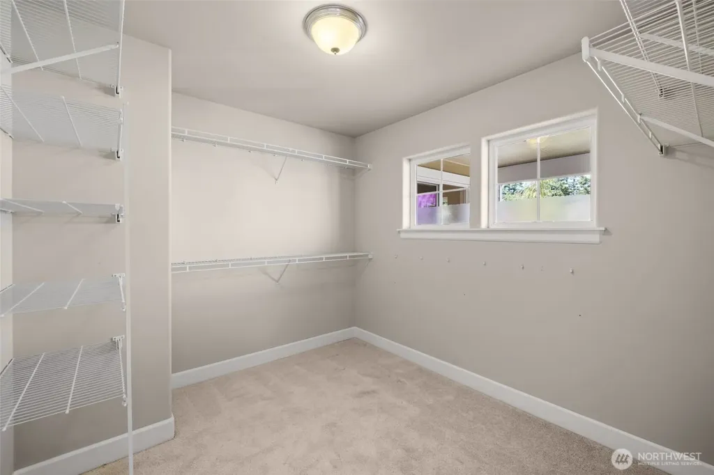 4708 Smithers Avenue S Renton WA 98055
