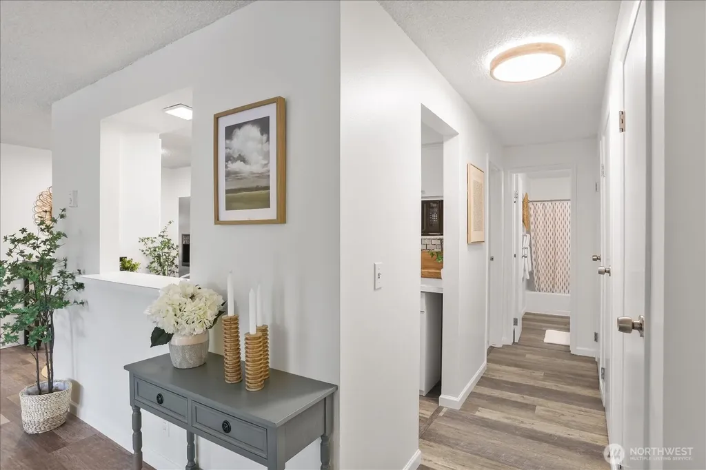 17110 NE 45th Street Redmond WA 98052