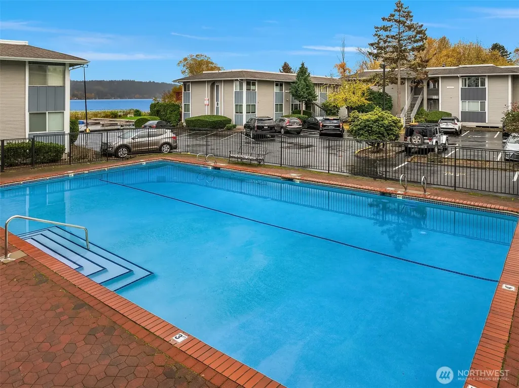 17110 NE 45th Street Redmond WA 98052