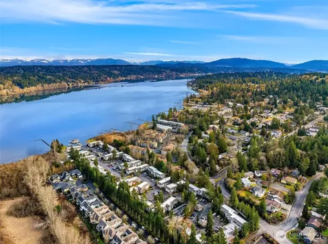 17110 NE 45th Street Redmond WA 98052