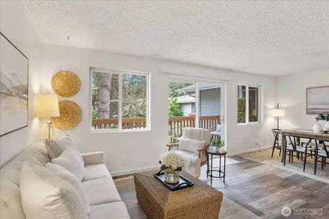 17110 NE 45th Street Redmond WA 98052