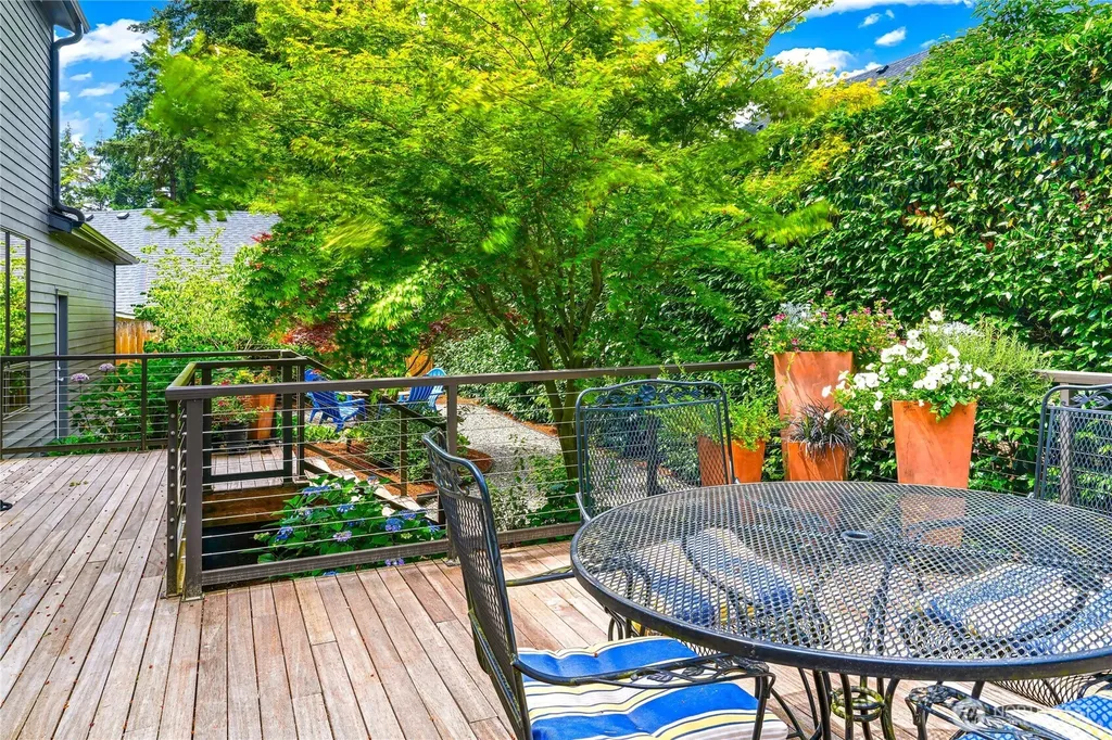 2234 108th Avenue SE Bellevue WA 98004