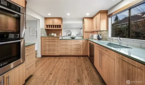 2234 108th Avenue SE Bellevue WA 98004