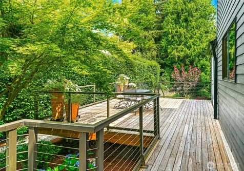 2234 108th Avenue SE Bellevue WA 98004