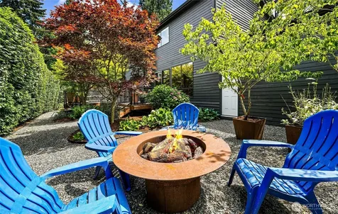2234 108th Avenue SE Bellevue WA 98004