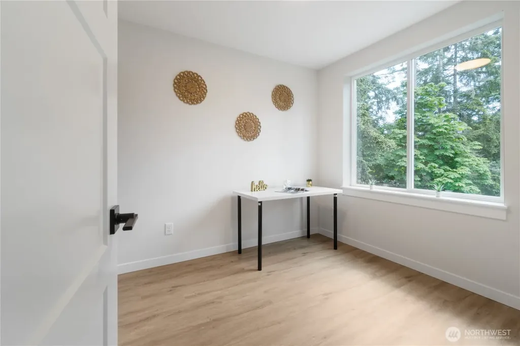12531 25th Avenue NE Seattle WA 98125