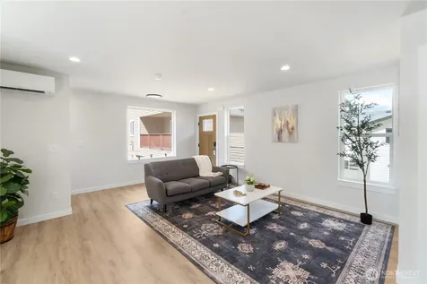 12531 25th Avenue NE Seattle WA 98125