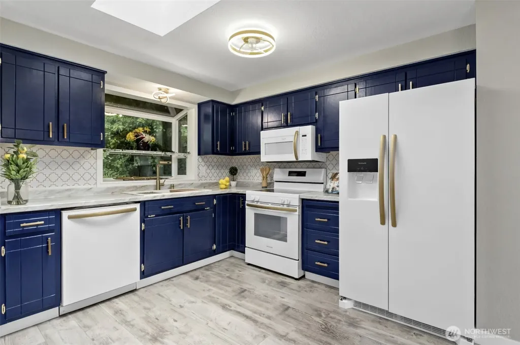 665 NW Atalanta Way Oak Harbor WA 98277
