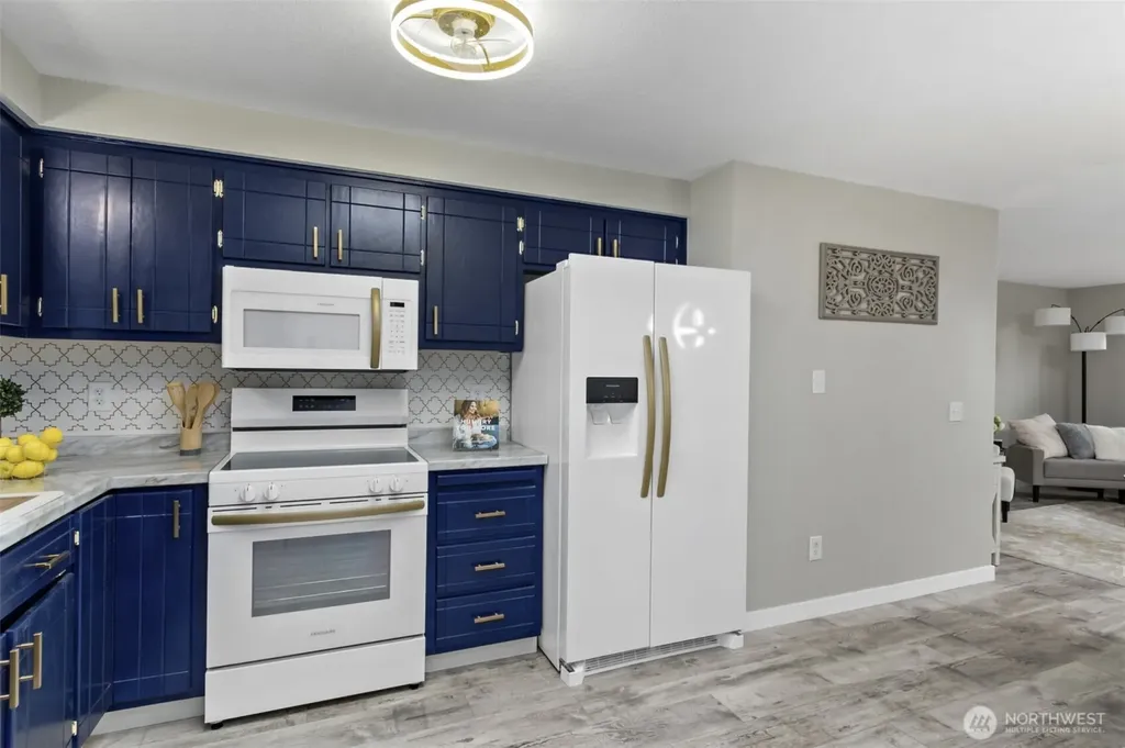 665 NW Atalanta Way Oak Harbor WA 98277