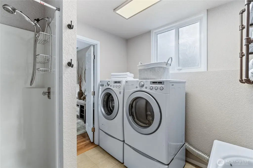 4001 176th Street SW Lynnwood WA 98037