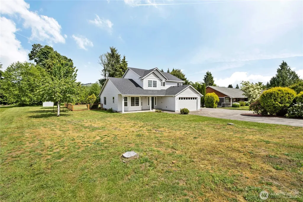 52 Morgan Drive Cathlamet WA 98612