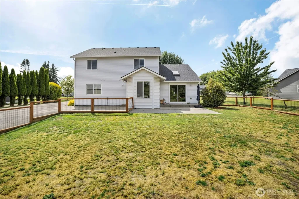 52 Morgan Drive Cathlamet WA 98612