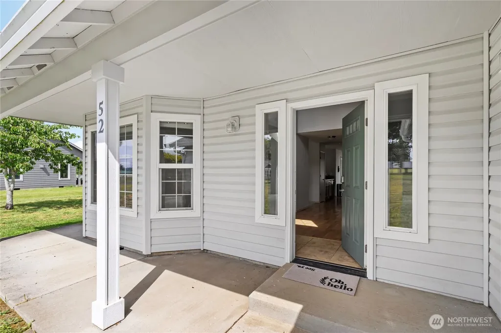 52 Morgan Drive Cathlamet WA 98612