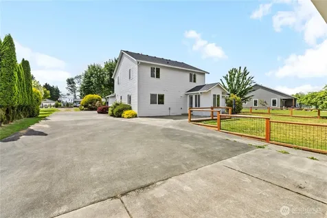 52 Morgan Drive Cathlamet WA 98612