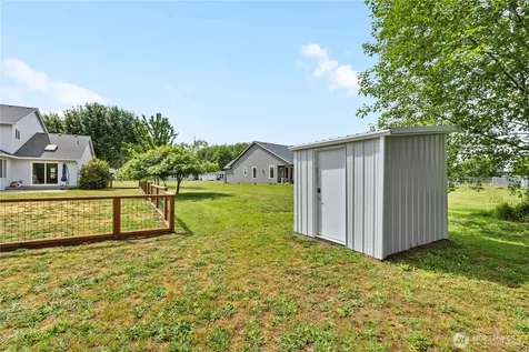 52 Morgan Drive Cathlamet WA 98612