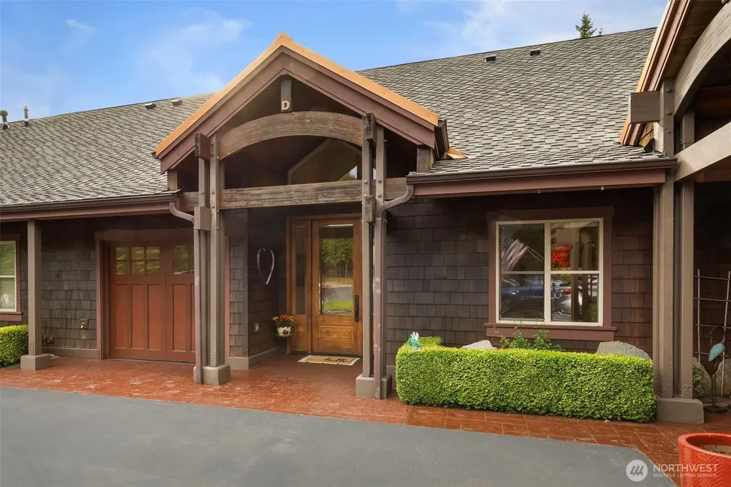 383 Romance Hill Road Belfair WA 98528