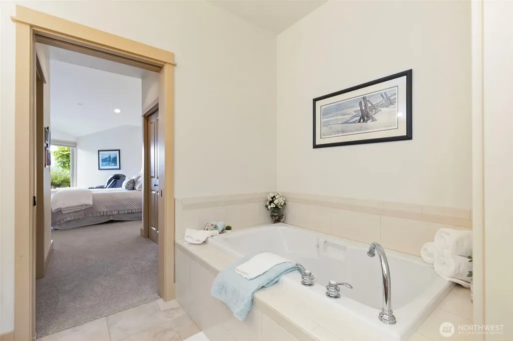 383 Romance Hill Road Belfair WA 98528
