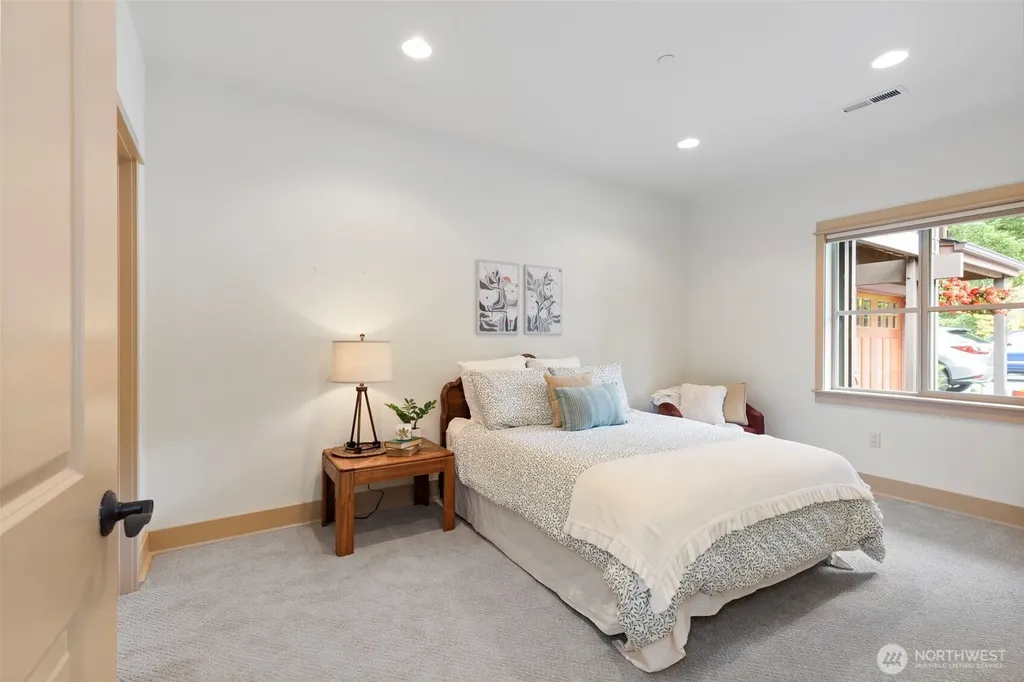 383 Romance Hill Road Belfair WA 98528