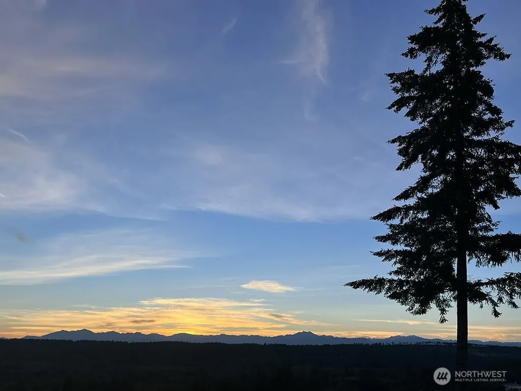 383 Romance Hill Road Belfair WA 98528