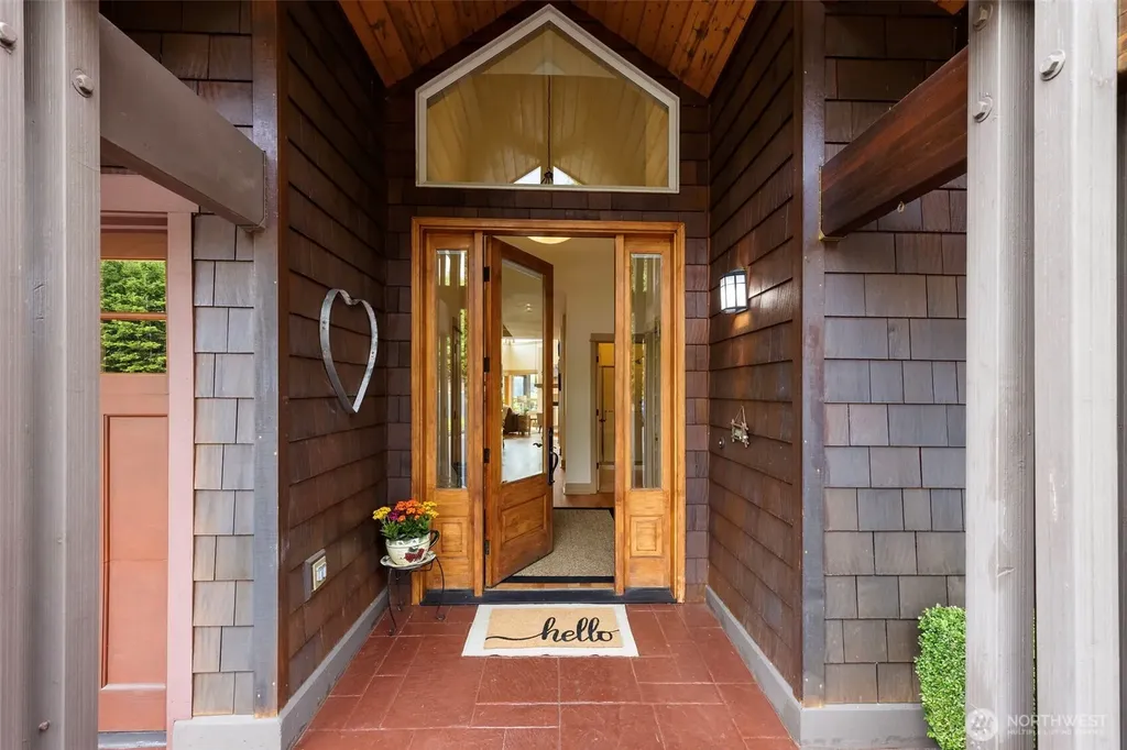383 Romance Hill Road Belfair WA 98528
