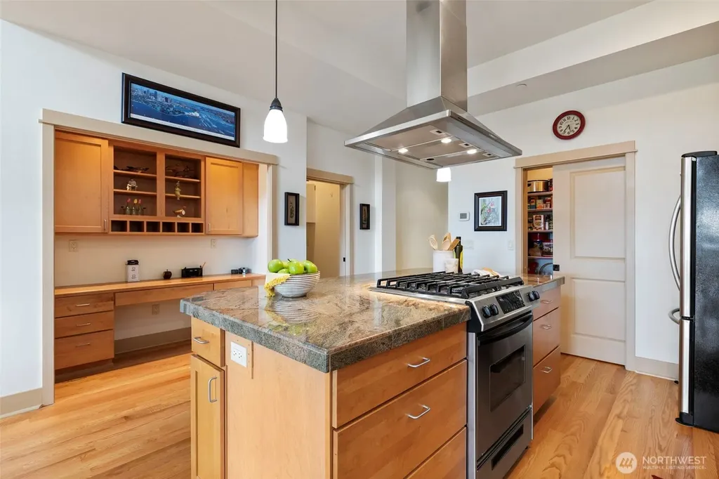 383 Romance Hill Road Belfair WA 98528