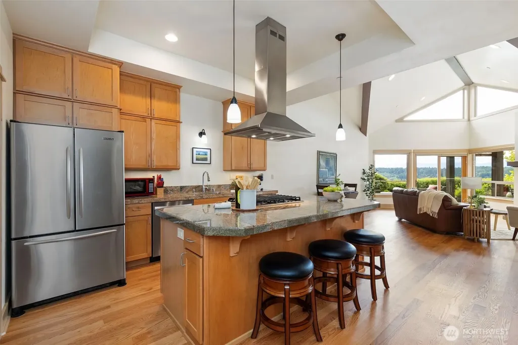 383 Romance Hill Road Belfair WA 98528