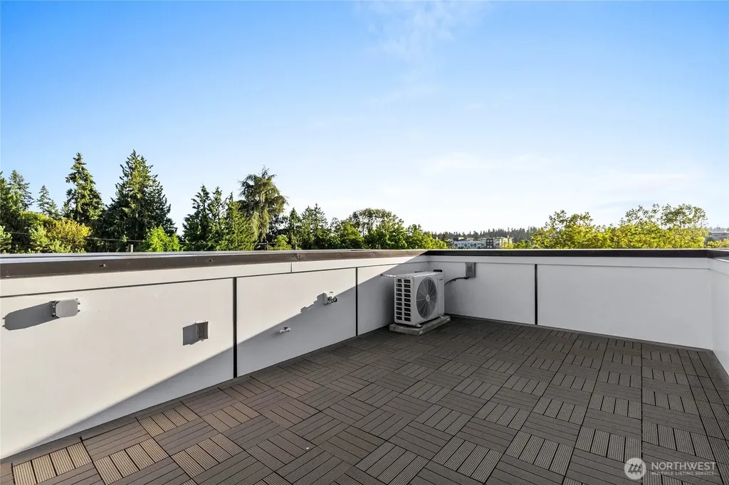 12512 35th Avenue NE Seattle WA 98125