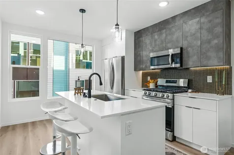 12512 35th Avenue NE Seattle WA 98125