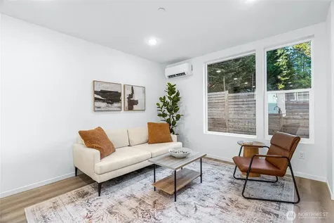 12512 35th Avenue NE Seattle WA 98125