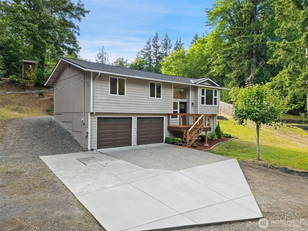 9435 Echo Valley Road NW Bremerton WA 98312