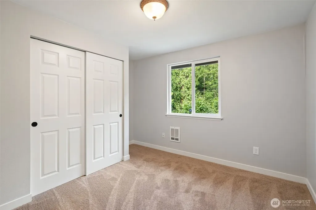 9435 Echo Valley Road NW Bremerton WA 98312