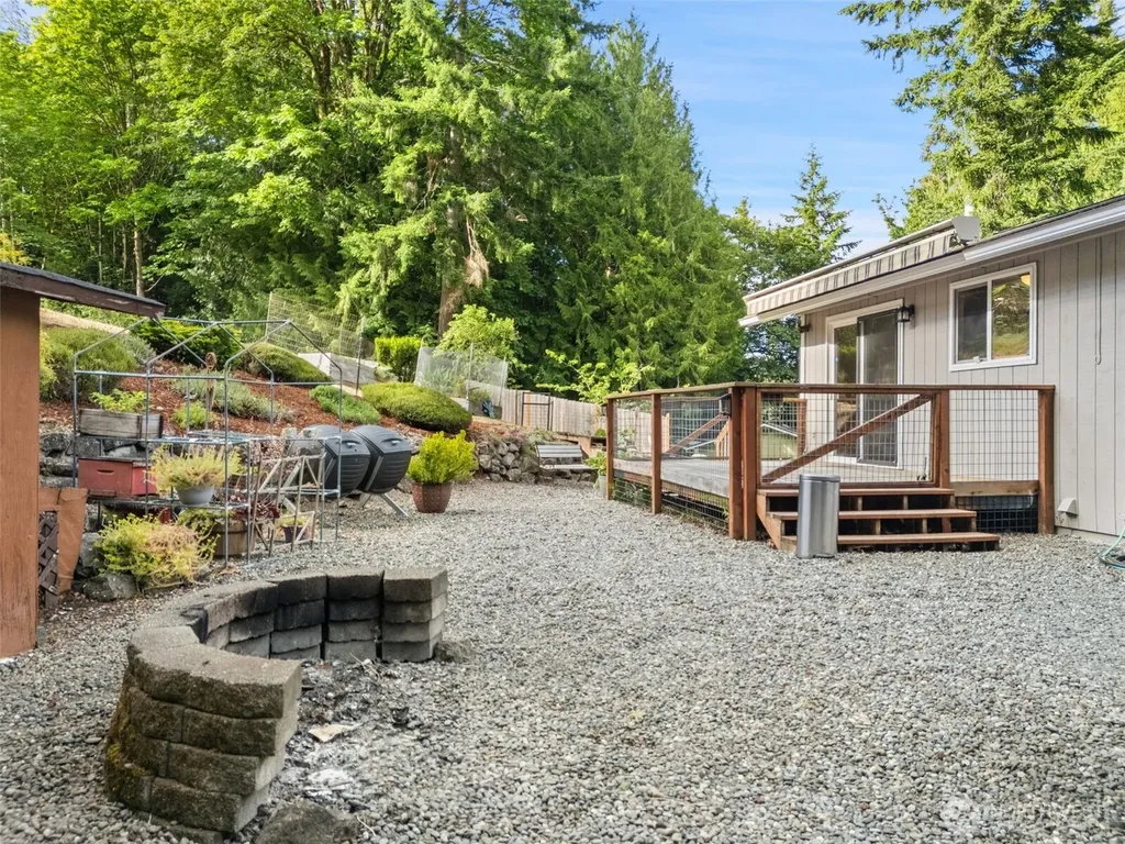 9435 Echo Valley Road NW Bremerton WA 98312