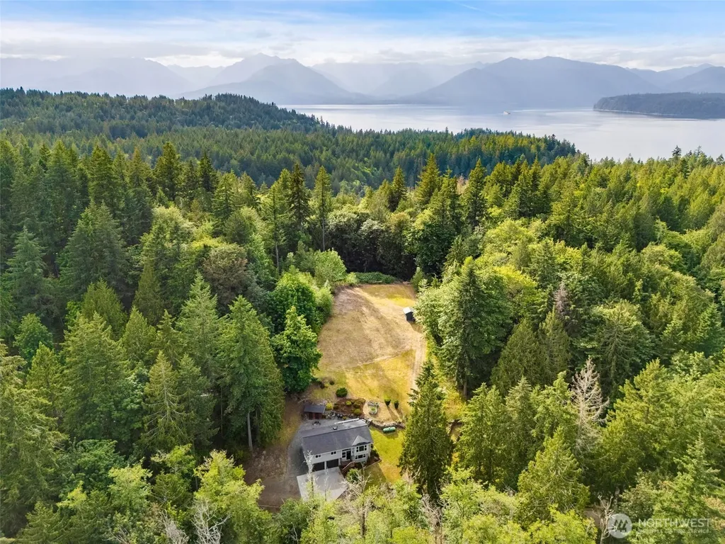 9435 Echo Valley Road NW Bremerton WA 98312