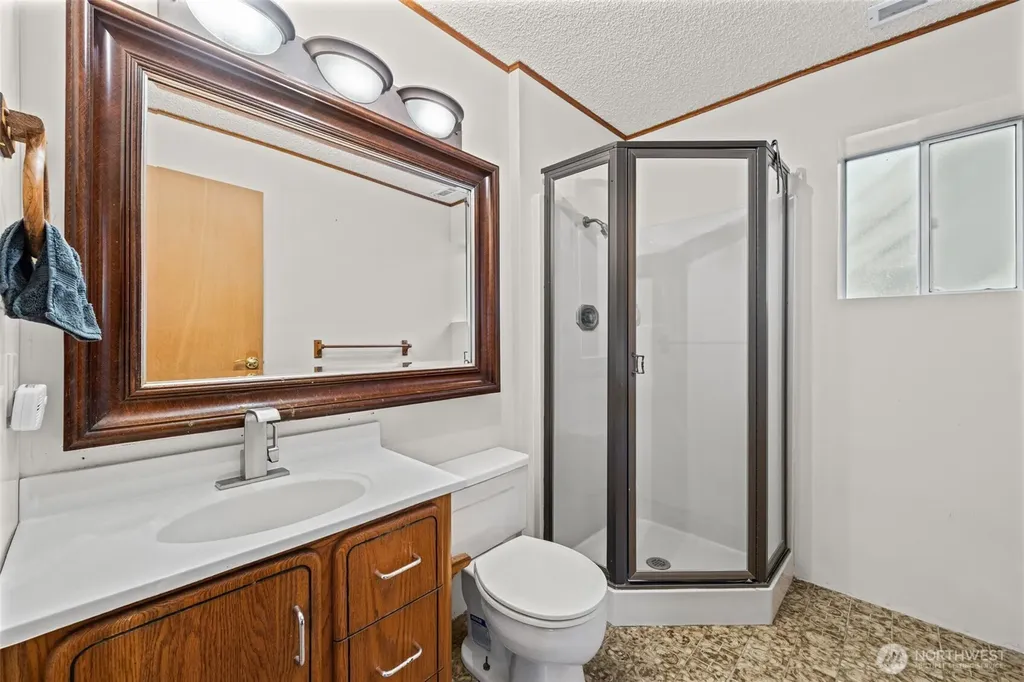14610 SE 198th Street Renton WA 98058