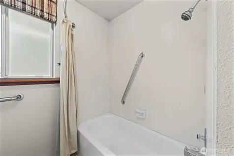 14610 SE 198th Street Renton WA 98058