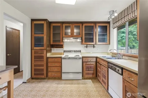 14610 SE 198th Street Renton WA 98058