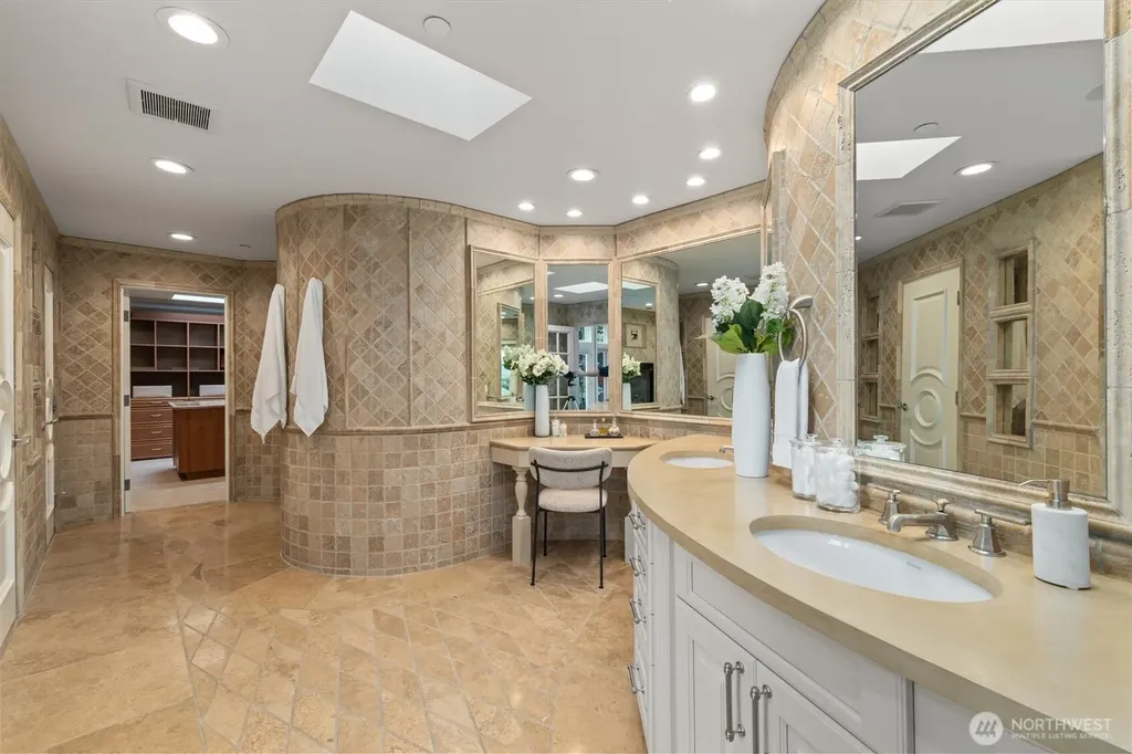 6434 E Mercer Way Mercer Island WA 98040