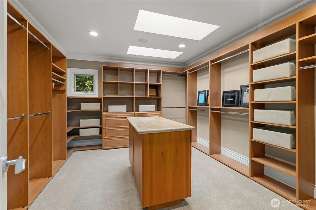 6434 E Mercer Way Mercer Island WA 98040