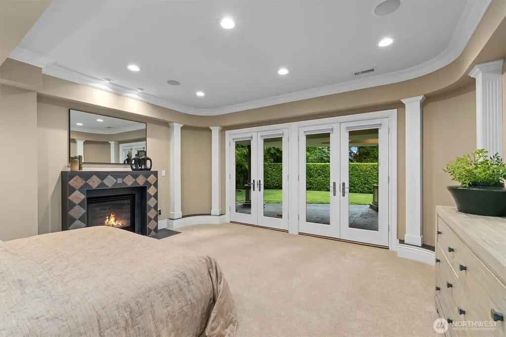 6434 E Mercer Way Mercer Island WA 98040
