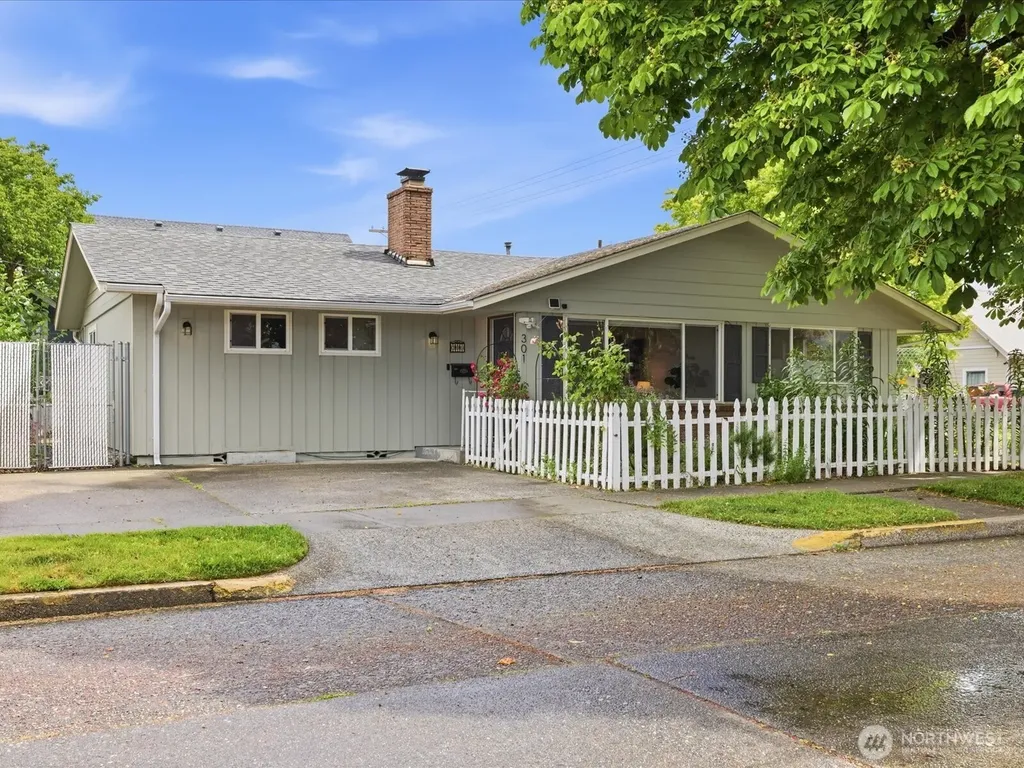 301 W Plum Street Centralia WA 98531