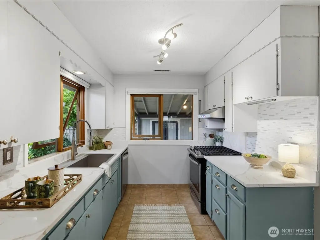 301 W Plum Street Centralia WA 98531