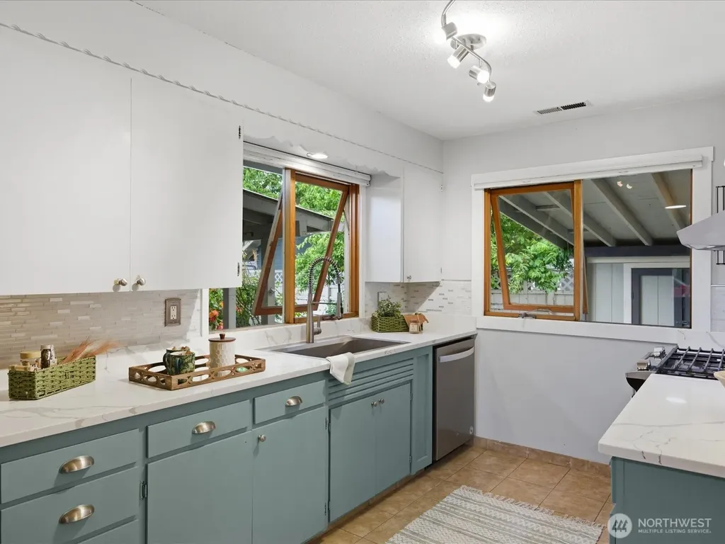 301 W Plum Street Centralia WA 98531