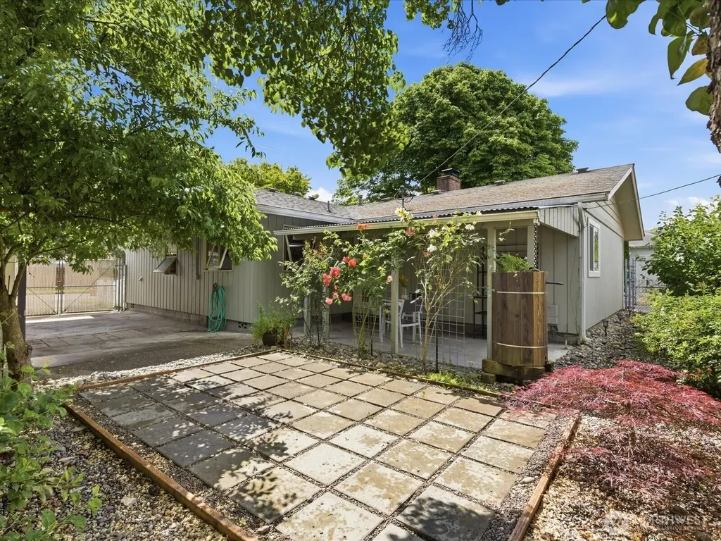 301 W Plum Street Centralia WA 98531