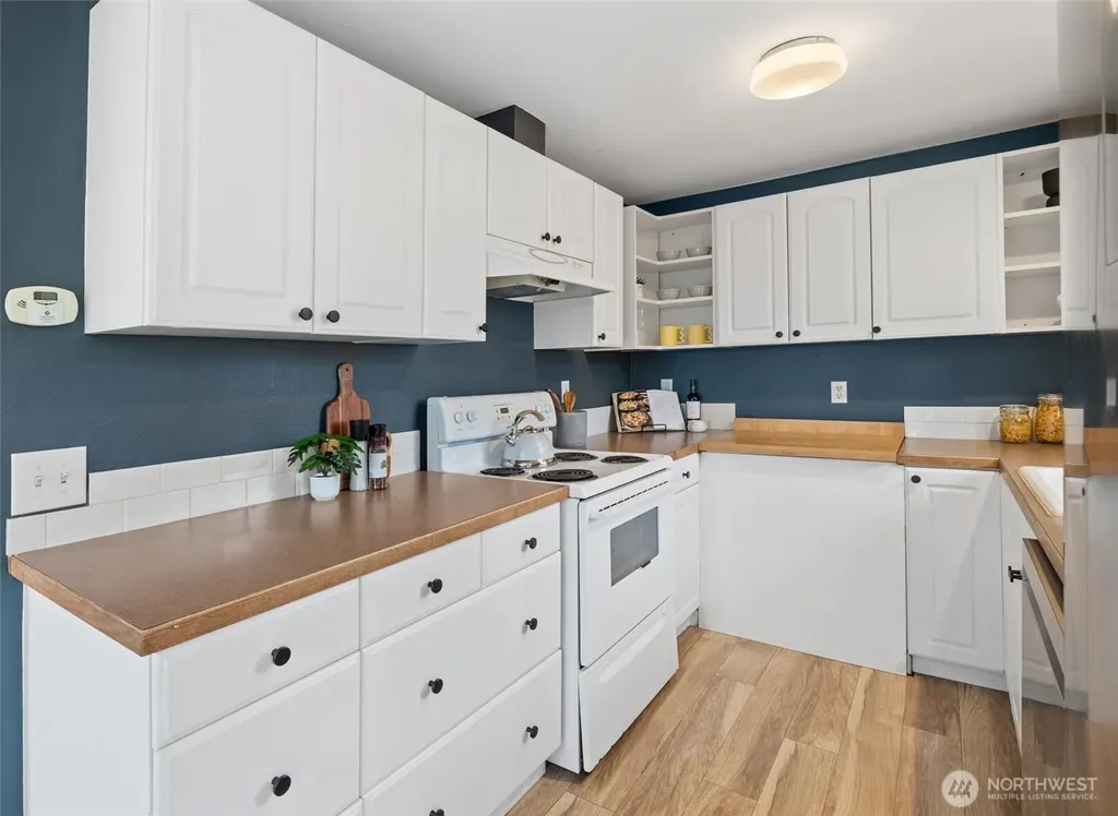 3912 S Findlay Street Seattle WA 98118