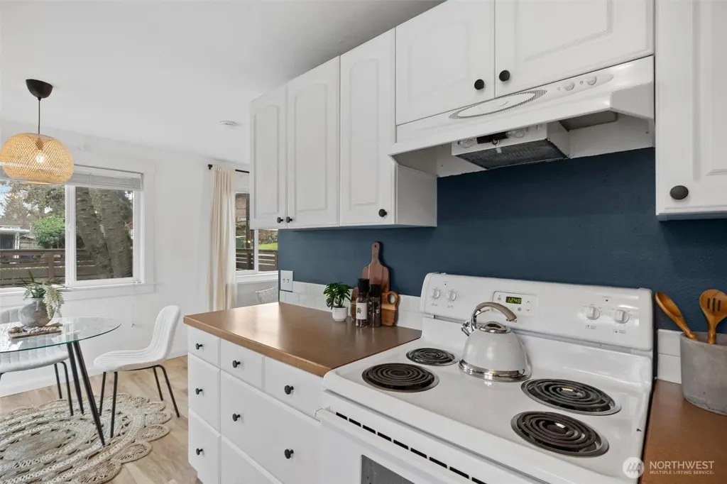 3912 S Findlay Street Seattle WA 98118