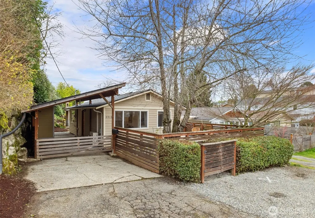 3912 S Findlay Street Seattle WA 98118